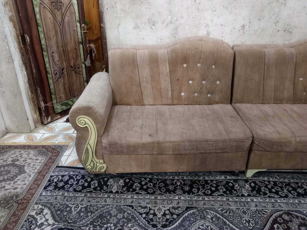 ديوان للبيع 150


**إذا كنت صاحب هذا الإعلان وتريد حذفه لأي سبب، رجاءا أرسل رسالة إلى الدعم الفني**