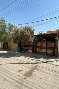 السريدات القديمة • مساحة ٣٣٠م • ٥ غرف نوم