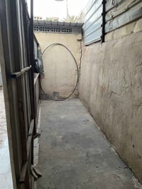 مشتمل • ١٠٠م • شارع ٨٠ طريق نجف