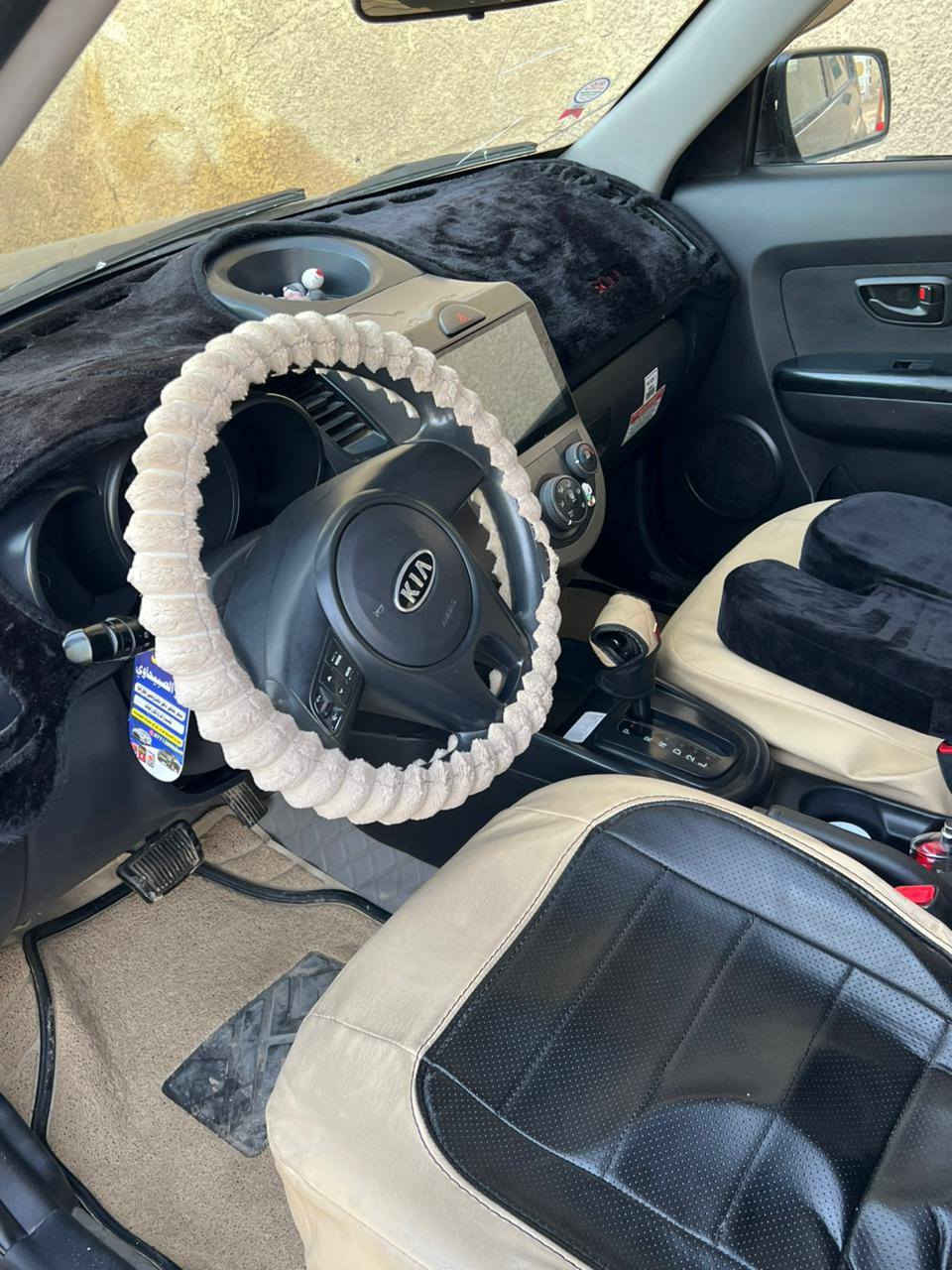 السلام عليكم 
صول 2010 نضيفة حيل محافظين عليها .
 رقم اربيل دولي بأسمنا جاهزة من كل شي 
لون قهوائي
محرك 4سلندر 1600 
گير اوتوماتيك 
رادار امامي خلفي 
تحكم ستيرن 
منضومة زنون
ايرباك 
جام تحكم ٤ 
تحكم مري 
سستم صوت 
مايك مكالمات عالي الوضوح
شاشة كبيرة 
كامرة خلفية 
هورن طاط عالي
حساس تصادم خلفي امامي 
مدخل USB شحن سريع 
صدر كله جديد خلفي وامامي
تخم تاير امريكي جديد 
باتري جديد 
منضومة بانزين جديدة 
نظام ABS مانع انزلاق
ويل كروم 
انارة داخلية 
تدفئة تبريد فول 
السيارة تخضع للادامة كل شهر ودهن كله اصلي فالفولاين الوكالة 
سنتر لوك اوتوماتيكي
تشغيل عن بعد 
دوشمة جلد 
غرامات مصفرة 
تحويل بنفس اليوم 
 
المكان بغداد الامين واتساب *********** 
السعر (( 83 )) ورقة وتسوة اكثر والله اللي يريدها يتصل ويجي يشوف بعينه وبالعافية ع اللي ياخذها  .
