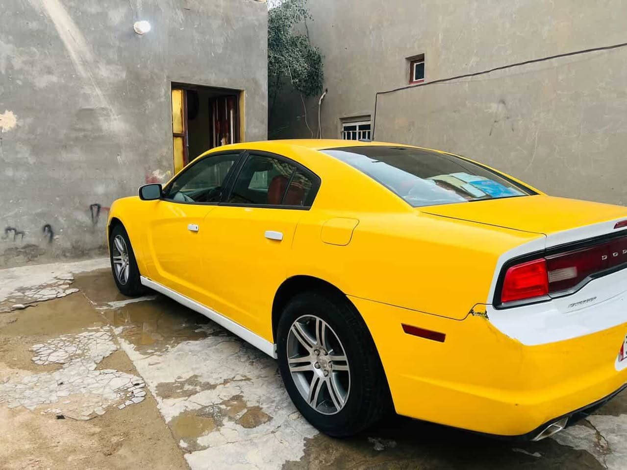 السلام عليكم جارجر لبيع مديل ١١ خطه نجف عماره ***********
