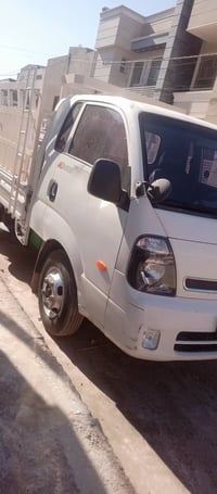 للبيع فحل كيا موديل 11 رقم جديد السياره مكانها بغداد سياره باسمي سياره...