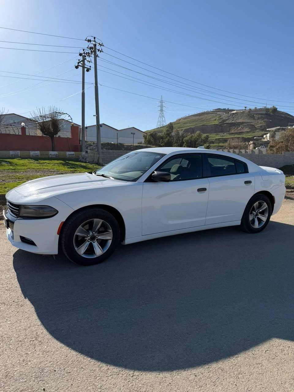 السلام عليكم جارجرsxt عادي  2015 رقم سليمانيه
سياره بيها بس بارد بسيط 
لا صبغ ولا حار سونار منشور 
سياره جاهزه للتحويل كامله من كلشي ترايها خير من الله 
السياره عروس ما عليها مصرف 
السياره عليها مكينه وكير 2021 جديد رمبه 
 ماشيه 126 وقابل للزياده
سعرها 205 والشراي بخدمته
مكان بغداد ساحة ميسلون
*********** واتساب
