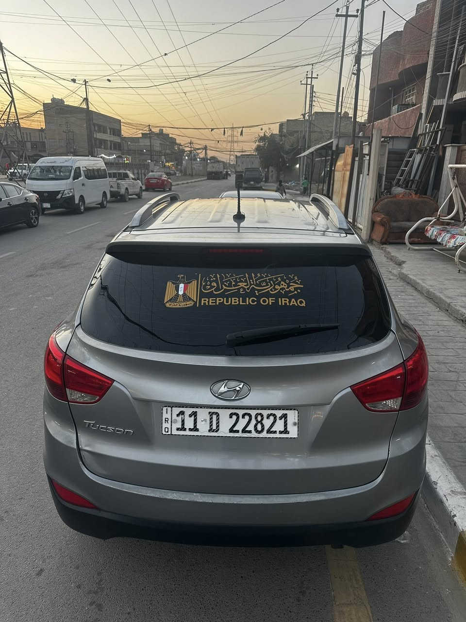 السلام عليكم 
توسان مديل ١٥ 
وارد حادث خشم البنيد فقط سونار موجود 
العنوان بغداد الشعب 
السعر 133
***********
