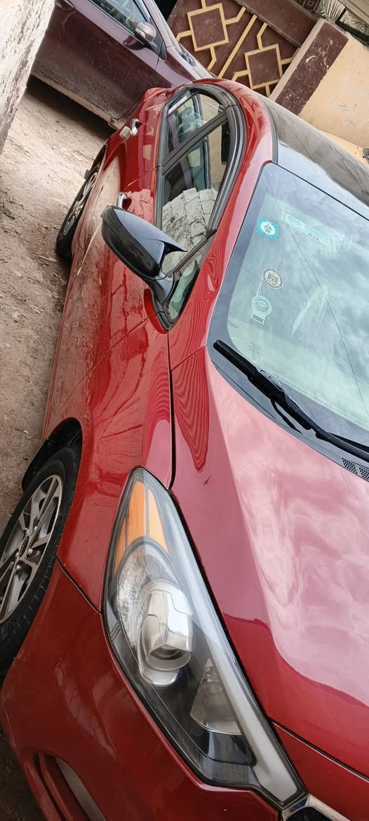 السلام عليكم
سيراتو 14 خليجي  محرك 1600. بغداد بسمي مكاني بغداد ( ابو غريب) 
السعر (100) 
رقم الهاتف ( *********** )
