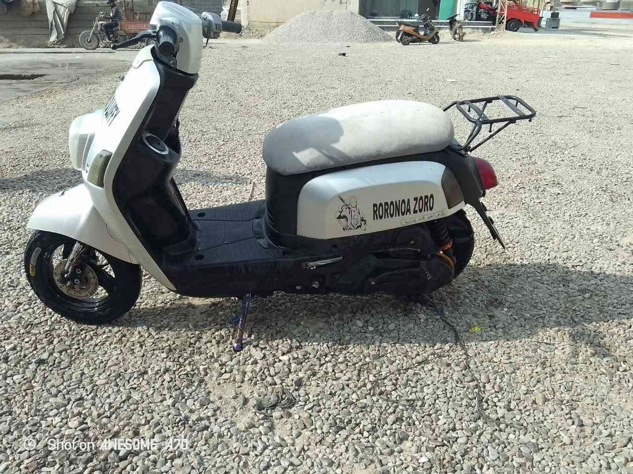 السلام عليكم دراجه بوليسي للبيع السعر 650 وبيها مجال للشراي مكاني بصره قضاء المدينه رقم الهاتف ***********
