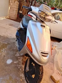 دراجه • شغاله • تدخن