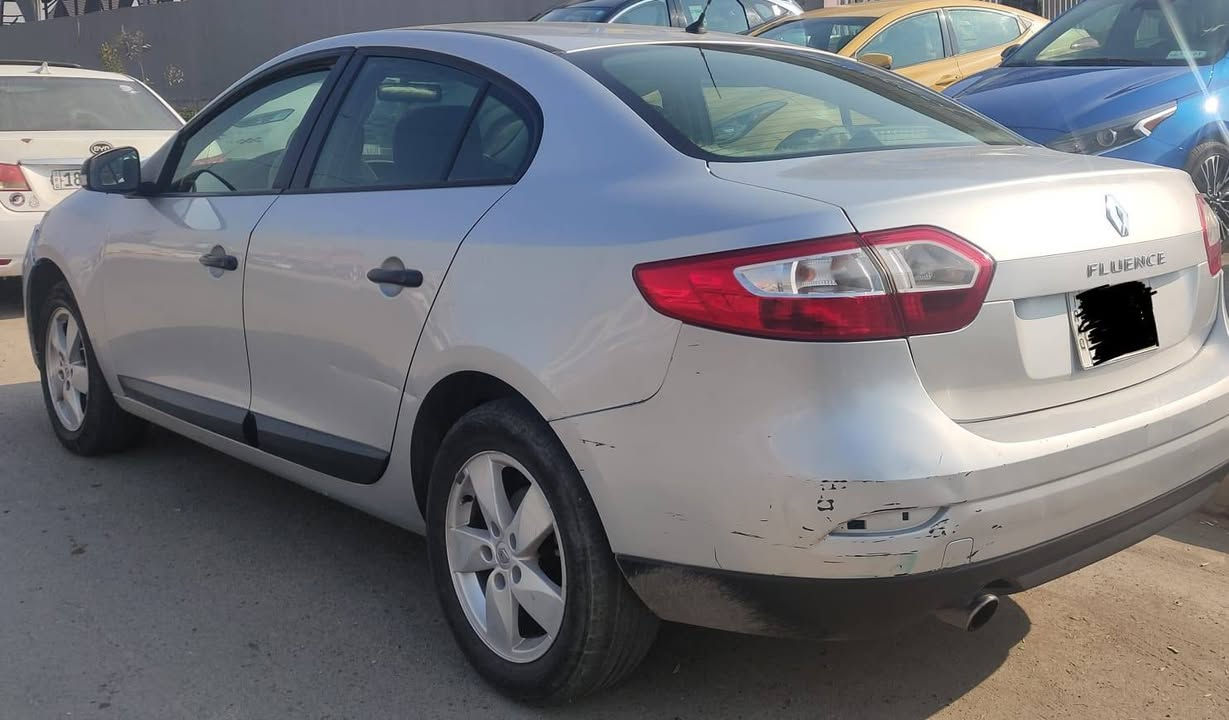 كير مكينه تبريد جيد جدا 

لا ضربه لا تبديل لا صبغ ما عدا طخات بسيطه 

السياره جاهزه على اخر حبايه رقم ميسان 

ميسان العماره .  الرقم ***********
