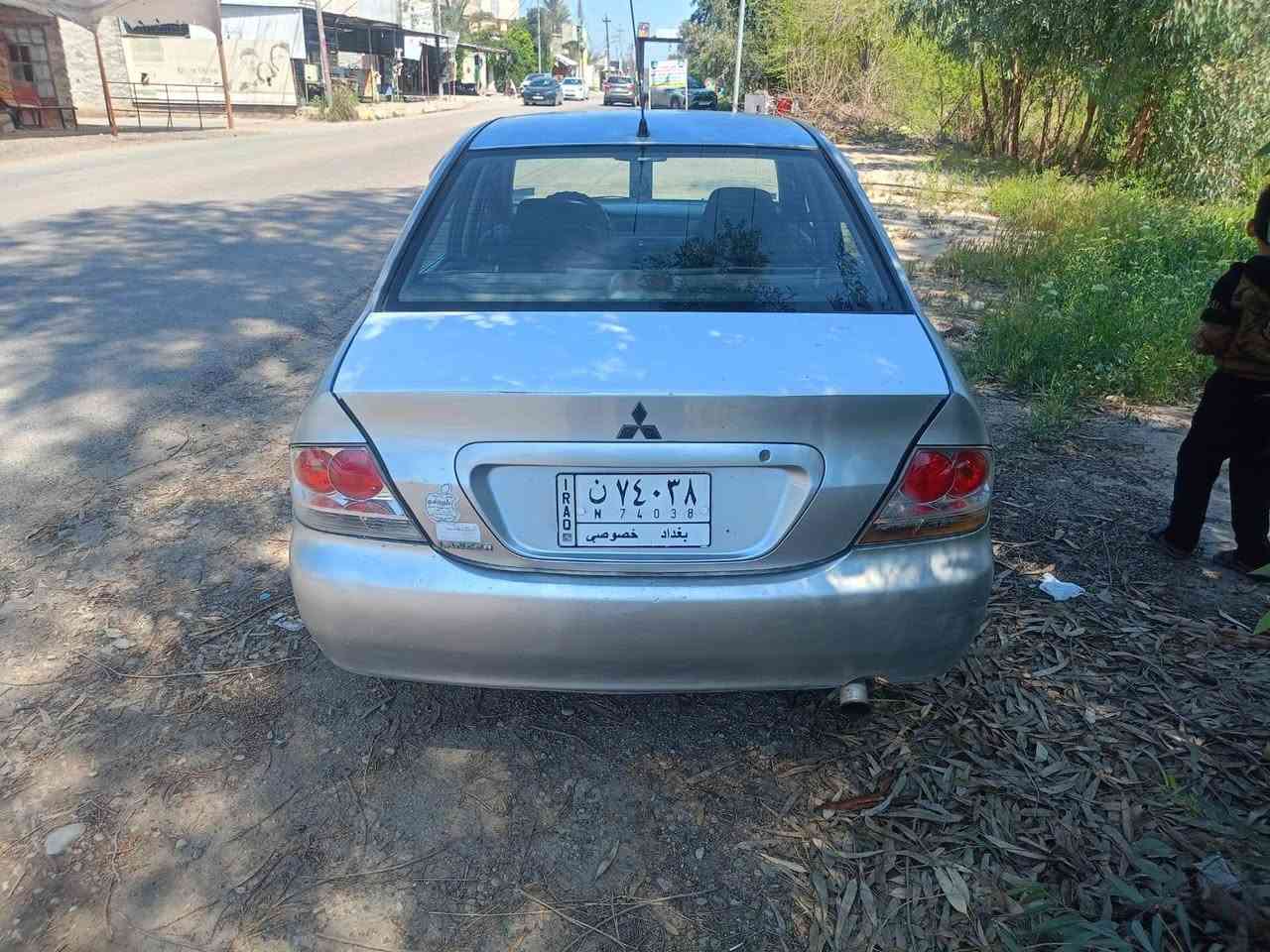 ياالله السلام عليكم لانسر موديل ٢٠١١ بيه صبغ ٤ قطع بدون دواخل أثر شخوط مكانيك مقفول تبريد ثلج خير من الله صدر امامي خلفي جديد رقمه بغداد مشروع وطني السعر 70 بيه مجال قليل مكان ديالى بعقوبة رقم اتصل على صاحب سياره ***********
