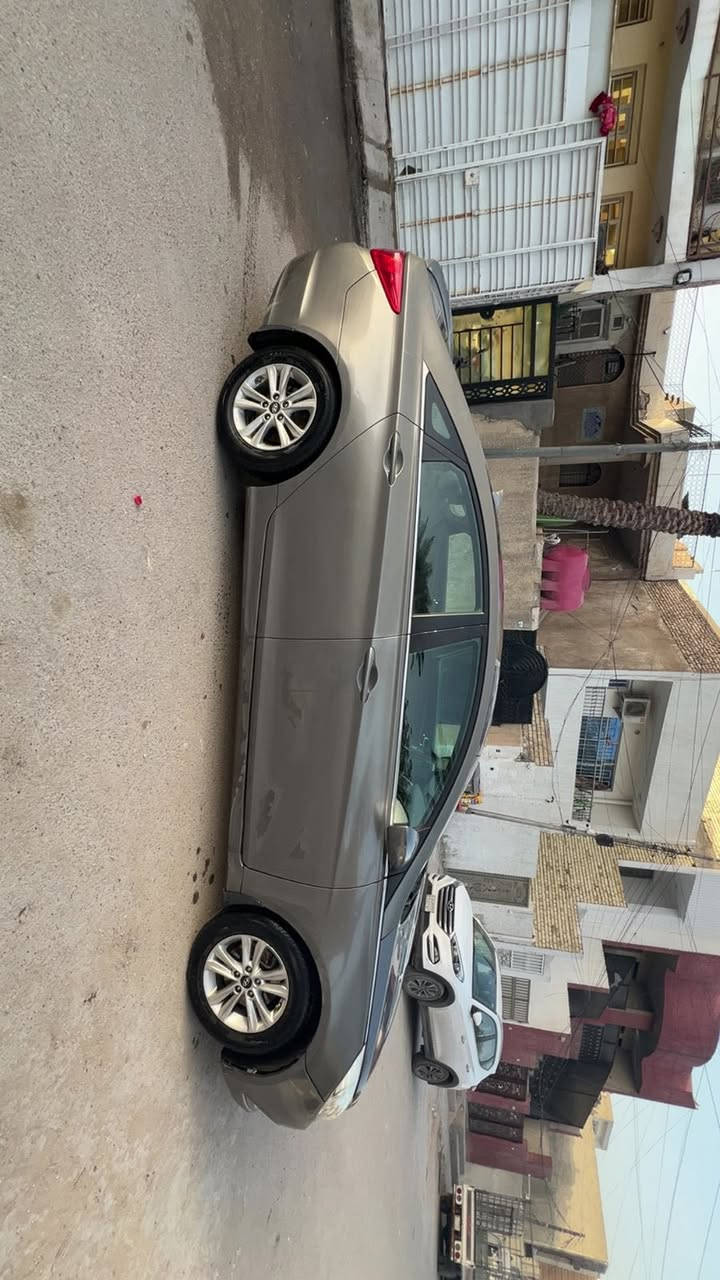 سلام عليكم سوناتا 2013    موصفاته  نص فول سياره تخم تاير صدر جديد سياره معلايه  كازكيت لاتنقيص ولاتبخر سياره ماناقصه شي بيه جراد صفحه لنفسه لمصبوغه مابيه دواخل  بيه فقط ايرباك لبرده سياره صور أمريكيه موجوده    سعره 110 مكان سياره  جميله اني مكلف بل نشر وهذه رقم صاحب  ***********سياره سوناره موجود بل صور
