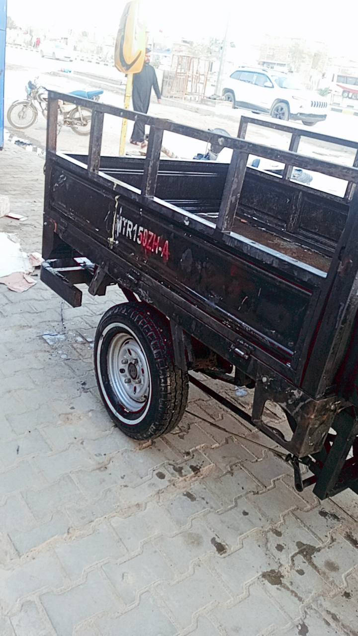 للبيع موديل 15وكيل جبرين محرك جديد كهربائيات شغاله تخم تاير اكسن مسكر 1200بيه مجال نكره سلف ***********نجف حي العسكري
