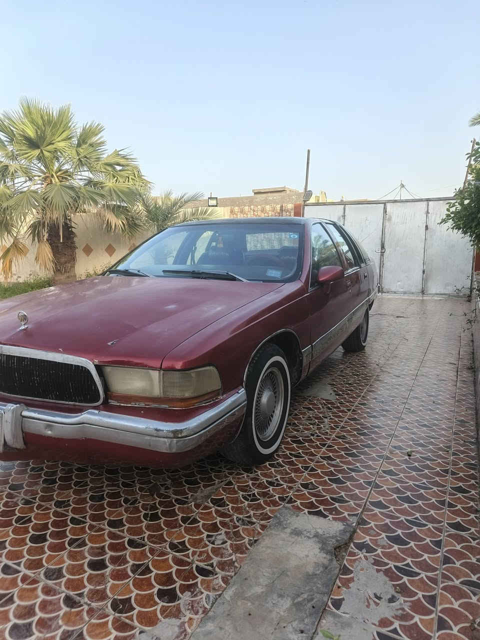 بيوك رود ماستر 1993 رقم انكليزي سنويه لحد 2031 باسمي  مكينه وكير ملكه كراون فيشه وبطل اسود كامله مكمله البيع لغرض السفر تحويل ثاني يوم السعر 45 وبيها مجال *********** @

