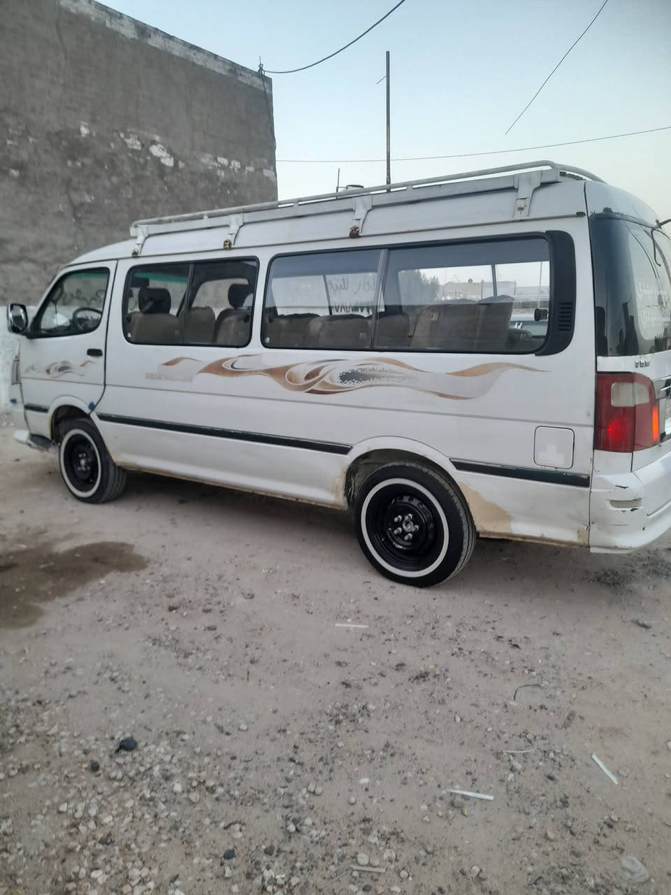 سلام عليكم فتون مديل 14 مكفوله من الضربه معمره الدواير فقط محرك ونجي الحديث السياره حره بس عليها غرامات ابيع موصليه عندي وكاله عامه السعر 38 وببها مجال مكاني نجف
***********
