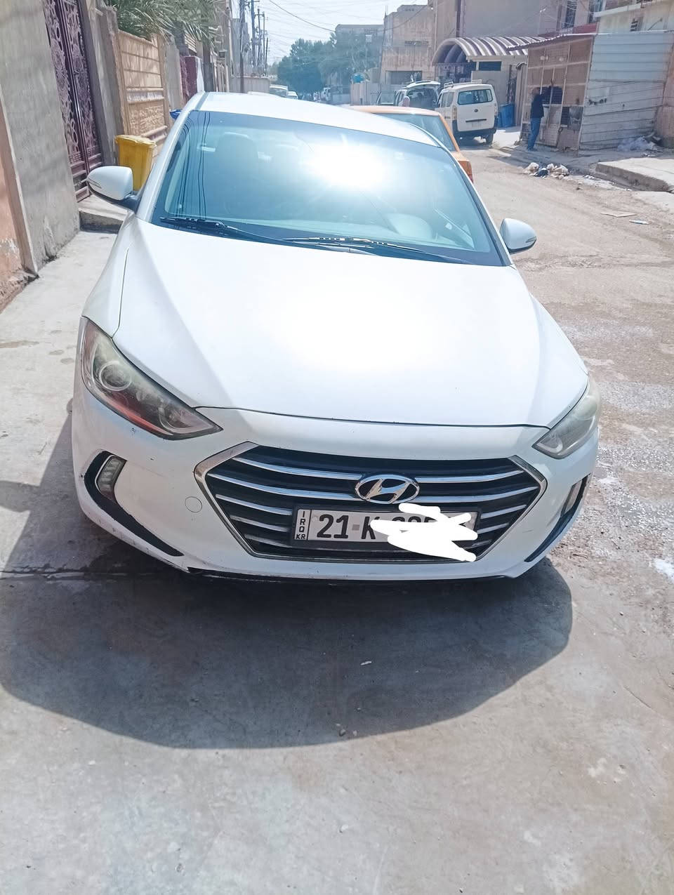 السلام عليكم من رخصت مدير الاكروب المحترم
هونداي النترا موديل 2017 رقم سليمانيه بسم عربي بغداد الامين 
حادثه بسيط ربع البنيد وخشم الچاملغ مصبوغات بدون تبديل 
بدون دواخل السياره جاهزه من كلشي تخم تاير تبريد كير ومكينه جدد بدون صرف السياره فول فول لمتد السعر 118 بيه مجال بسيط عنوان بغداد حي الامين الثانيه 
موبايل ***********
