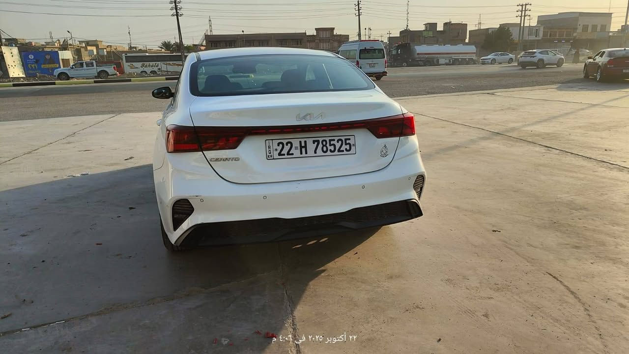 السلام عليكم
سيراتو 2022 مكينه 2000 رقم اربيل 
مكفولة من الصبغ
بيهة بس بارد بالجاملغ الامامي 
مكانها واسط العزيزية 
السعر 148 وبيهة مجال بسيط
***********
***********
