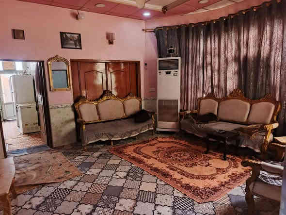 🏡 فرصة ذهبية لشراء دار مميزة في حي القدس 2 – خلف الكراج الجنوبي 🏡
مساحة 200م² – بناء حديث وطابقين بتصميم مرتب وجاهز للسكن مباشرة ✨

🔹 4 غرف نوم
🔹 صالتين + استقبال واسع
🔹 مطبخ مرتب
🔹 مجموعة صحية عدد 2
🔹 طارمة جميلة

الدار نظيف ومحافظ عليه… فرصة ما تتعوض!
حاب تعرف السعر؟ 📌 اكتب (تم) بالتعليقات ورح نتواصل وياك مباشرة 😉

📞 للاستفسار والاتصال: ***********
📱 يتوفر واتساب

#بيت_للبيع #فرصة_ذهببية #حي_القدس2 #عقارات_العراق #بيت_احلامك #بيع_وشراء #عقارات_النجف #عقار_اليوم
