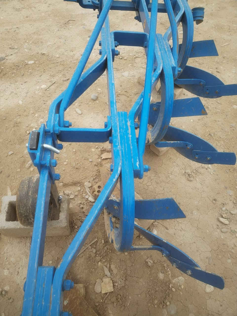 فدان البير ١٠ جديد ديالى *********** السعر 2:700
