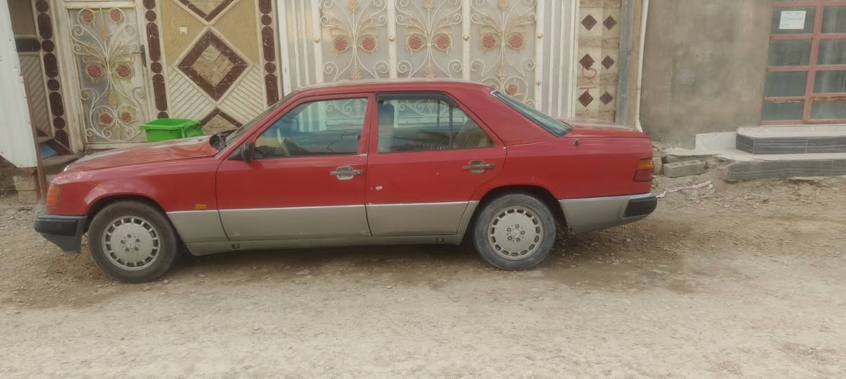 السلام عليكم سياره مارسدس دب رقم دولي مكينه 2500 موديل 1987 لا تبخير ولا تنقيص  تبريد شغال 
السياره سعرها 38 وبيها مجال
العنوان __ البصرة _القرنه 
رقم الموبايل __ *********** القرنة, البصرة
