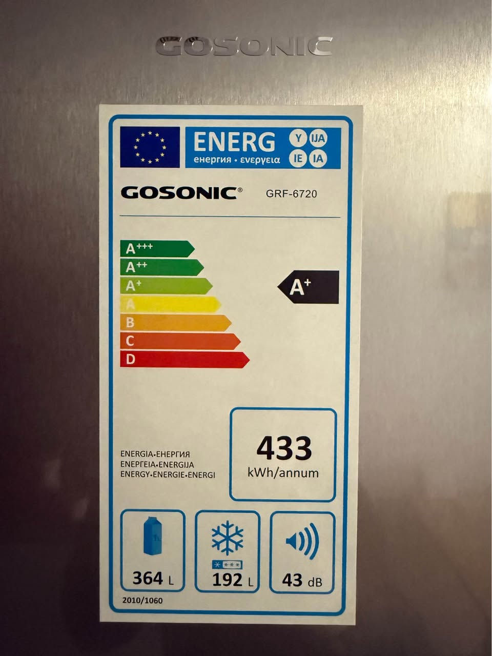 للبيع ثلاجة مع مجمدة جانبية من ماركة Gosonic بتصميم حديث من الستانلس ستيل، مناسبة للعائلات والمطابخ الكبيرة.
نظام Side by Side (ثلاجة + فريزر)
موزع ماء (Water Dispenser) في الباب
سعة كبيرة للتخزين
شاشة تحكم رقمية
موفرة للطاقة
لون ستانلس ستيل أنيق
الحالة: بحالة جيدة جداً

السعر: 600,000 دينار عراقي

للتواصل: *********** أربيل, العراق
