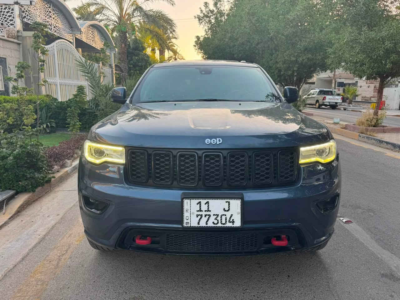 جيب تريل هوك 2020  محرك 3600 V6      السعر 168 ورقه وبيها مجال للشراي
بيع او مراوس 
حادث اربع قطع صبغ بدون ضرر داخلي وبيها صبغ فقط كصه القماره شرط الفحص 

ماشيه 105 الف ml

المواصفات:
بصمه تشغيل
شاشه كار بلي
كامرة دوار
حساسات امامية وخلفية
فتحه بانوراما
مري قلاب 
ختم بالكراسي تريل هوك
تدفئة وتكييف المقاعد
كشنات كهرباء 
رادار مانع تصادم
رادار نقطه عمياء
رادار تحديد مسار
تشغيل عن بعد 
دفع رباعي
مثبت سرعة مع قيادة الية
صندوق كهربائي 
ثلاث نقاط تكييف
اضوية وكشافات ليد
اندرويد اوتو وكار بلي 
نافيكيشن 
مرايات كهربائية 

وهواي مواصفات اضافيه 

السيارة رقم بغداد الدولي بسمي الجديد هزه وسنويه تحويل مباشر
مكان السيارة بغداد حي العدل 
للتواصل ***********
