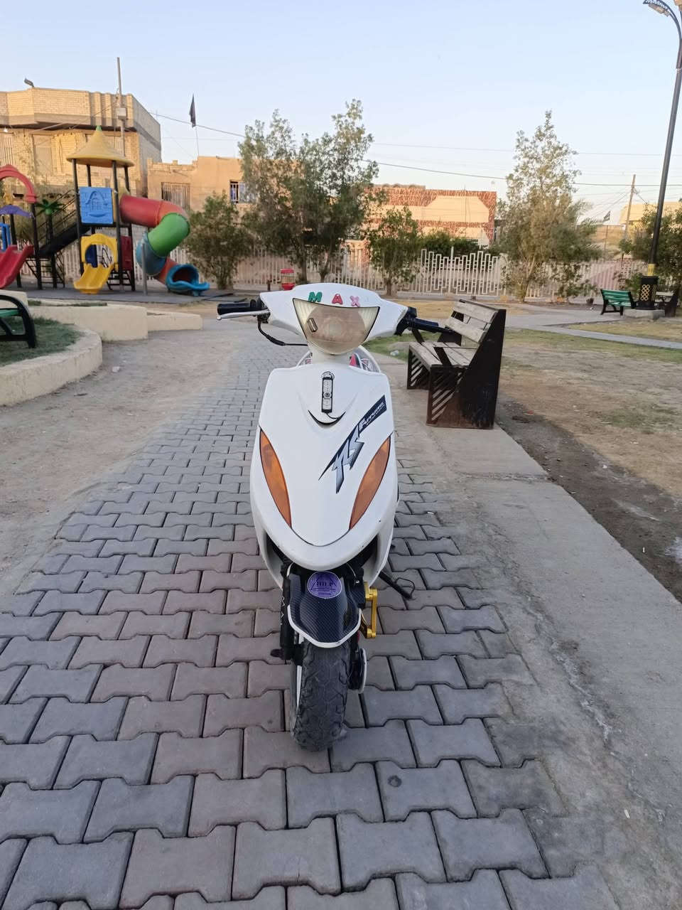 سلام عليكم ماكس عدله للبيع دراجه جاهزه شغاله هندر دراجه مزوده من اطول لطول بيه شيال راجع توبو بيه قبق فلاوين WF بيه وياله رياضي بيه جاملغات كاربون فايبر دراجه بيه شلعه طيران مكينه 55 مزوده كلهه كهربائيات شغاله كله اشاير لاين سكن بك لايت السعر 700 وبيه مجال للطيبين المكان مسيب حي المعلمين هذا رقمي ***********
