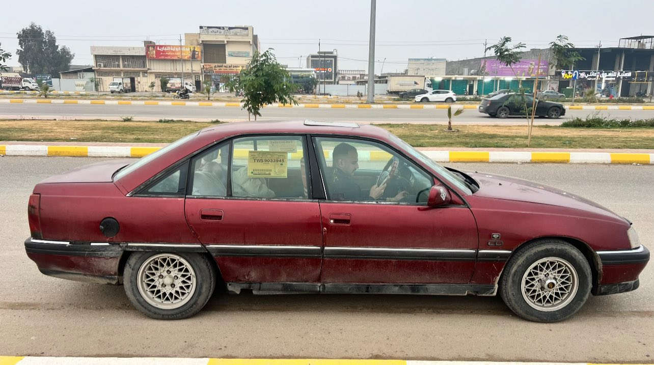 السلام عليكم اوبل اوميكا كير اوتماتيك موديل السياره 1993
السنويه تسقط 2029 مكان السياره انبار 5كيلو سياره نضيفه ماناقصه شي بس بيه شغله وحده الكير عل نمره 3يبوش بس مو كل مره مرات يبوش اكفلك تحويل وغرامات وسرقه سعره 37وبيه مجال قليل 
*********** اتصال او واتساب السياره انضف من الصوره
