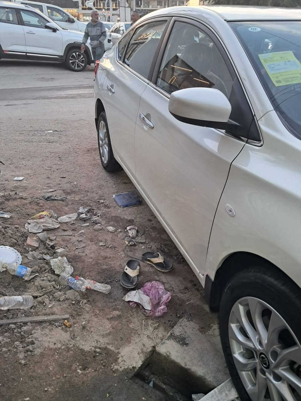 السلام عليكم ورحمة الله وبركاته من رخصة مدير الاكروب المحترم/نيسان سنترا ٢٠٢٥ ماشيه ٦٠٠٠ حقيقي سياره زيرو  سعر ١٣٠ $ بيه مجال بصيط الله يرزق الجميع عنوان زعفرانيه ***********/ بغداد, العراق
