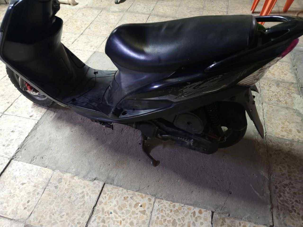 السلام عليكم ماكس عدله كفاله عامة اوراق منفيس جاهزه كل الكهربائيات شغاله شلعه معدل بلاديه ممفتوحه مكاني بغداد مدينه الصدر السعر 850واللشراي بيهه مجال 

***********
