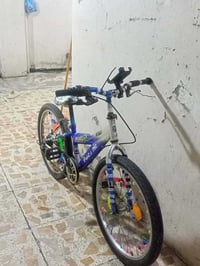 بايسكل • متاح