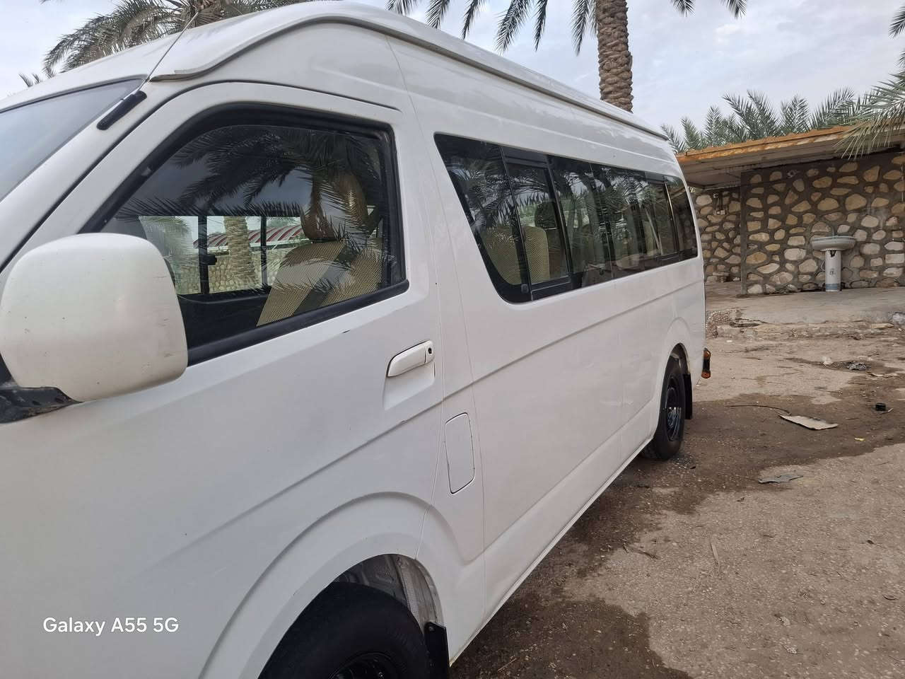 السلام عليكم جنبي عاليه للبيع موديل ١٤ سياره جديده مكفوله من صبغ فقط دواير تبريد ٣قطع محوره رقم انكليزي بسمي سنويه لغاية ٣٠ سعر ١٤٥وبيه مجال للإستفسار إتصال على رقم *********** مكان سياره نجف كوفه
