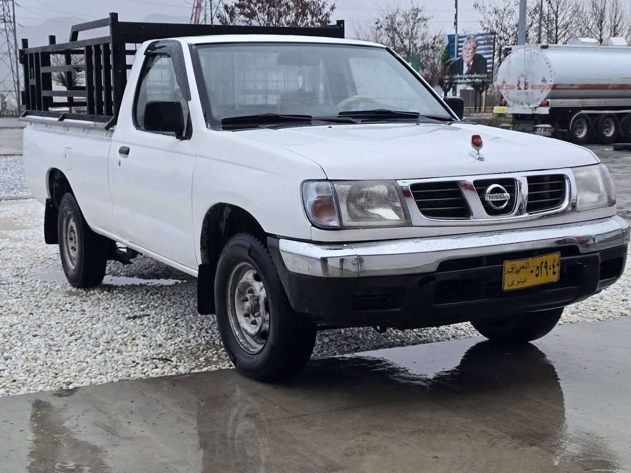 بەناوی خودا نیسان ئاڕم  سلێمانی
نیسان تاک 2002
ئاڕم سلێمانی تەحویل ئەسڵ
تەبریتەو پاوەر نیە
کامل پەمپ کراوەتەوە بۆ جوانی
بێ دەعم و وەرگەڕان
بێ چاڵو شوخت

سەیارەی ماڵەو کامل مەسروفە
گێڕو مەکینەو ئەکسل  و کارەبای گشت گیانی بەشەرت

ئاڕمەکەی بەناوی خاوەنیەوەیەتی و تەحویل و غەرامەی بەشەرت
***********
ڤایبەر واتسائاپ
تەنها تێل
تەنها فرۆشتن..
