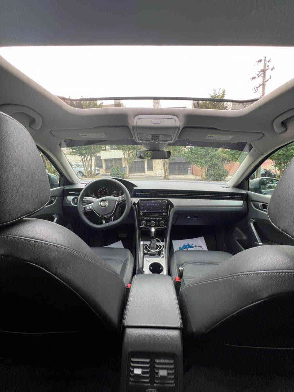 پاسات 2022 SE
فول موصفات
به صمه 
شغال
سلايت
تحديد سرعة 
كوشن جلد
كوشن هيتر
تبريد مركزي
لايت ليد
ويل بيلادي شريكه
صندوق ذكي يفتح عند يقرب الي
كار بلي
مكينىة 2.0 Turbo
مكينه شرط مو مفتوح كير شرط
برشوت سليمة
حادث صندوق تبديل
رسم حادث موجود بل صوره
56000 مایل ماشية
سعر 18.600$ و بها شوي مجال
رقم *********** دهوك
