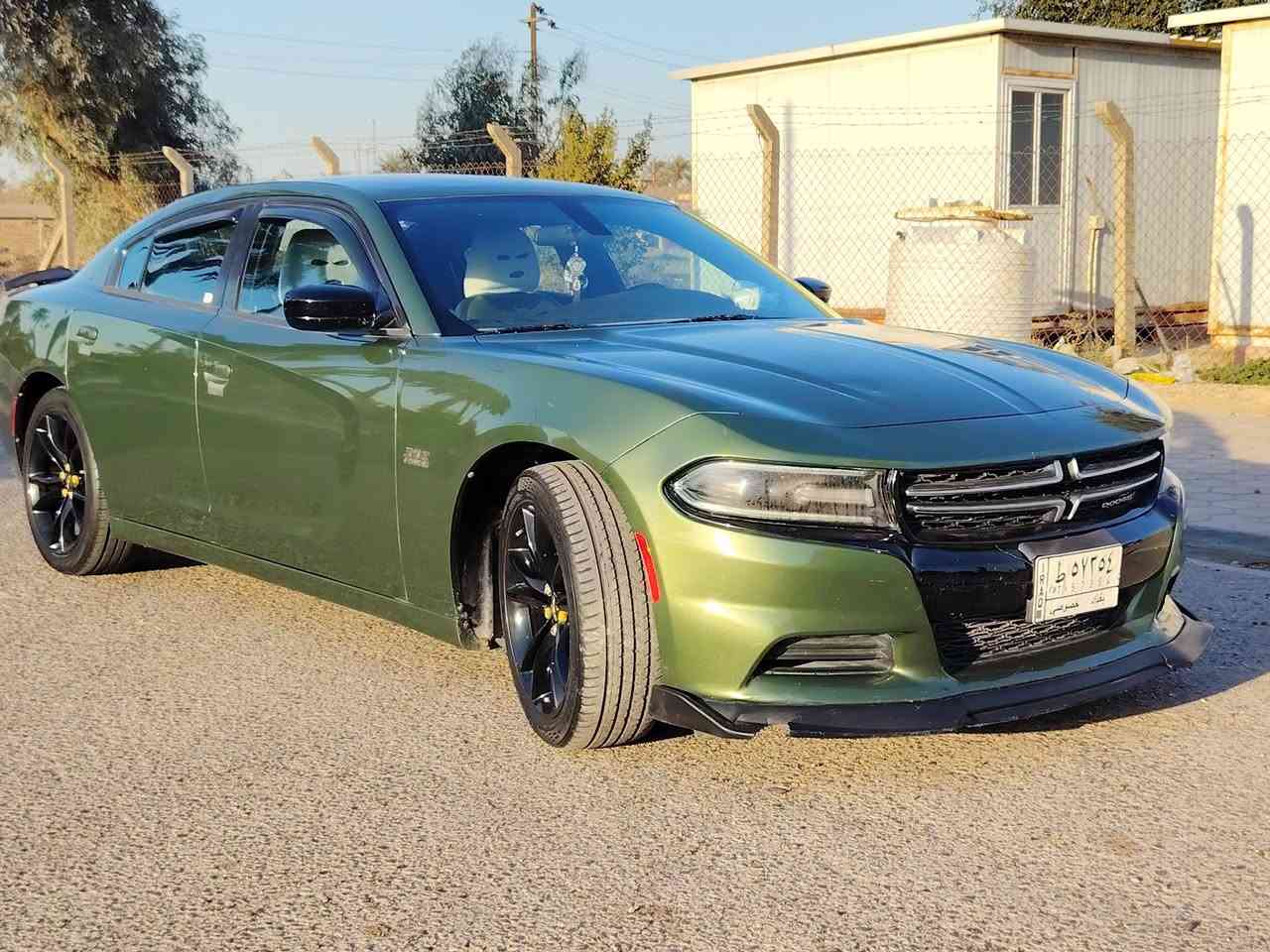 جارجر موديل 18 sxt كلين بدون حادث سياره مكفوله كير محرك مكفولات حداديه تخم تاير داخل جلد ماشيه 118 السعر 205 وبيه مجال المكان المدائن سلمان باك***********
