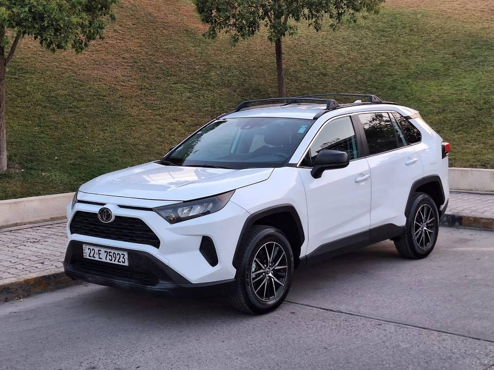 بسم الله الرحمن الرحيم
Toyota  RAV 4مواصفات LE موديل 2021 السيارة حيل نضيفة ماشية 75  الف (كيلو ) حادثها كلش خفيف بدون ايرباك رقم الشاصي والسونار موجود بالمنشور 
رقم اربيل  سنوية لحد 2029 مابيها اي نقص بشرط 

سايد بريك كهربائي 
نضام HOLD
شاشه ايباد
رادار تحديد مسار رادار امامي 
لايت عدسات زرع معروف شغلة ب 700$
نضام Sprot -Eco-Normal
السيارة حيل نضيفة جاهزة مابيها اي نقص بشرط كير محرك تبريد ايرباك كله بشرط مكاني تكريت سعر 205 للإستفسار ***********

