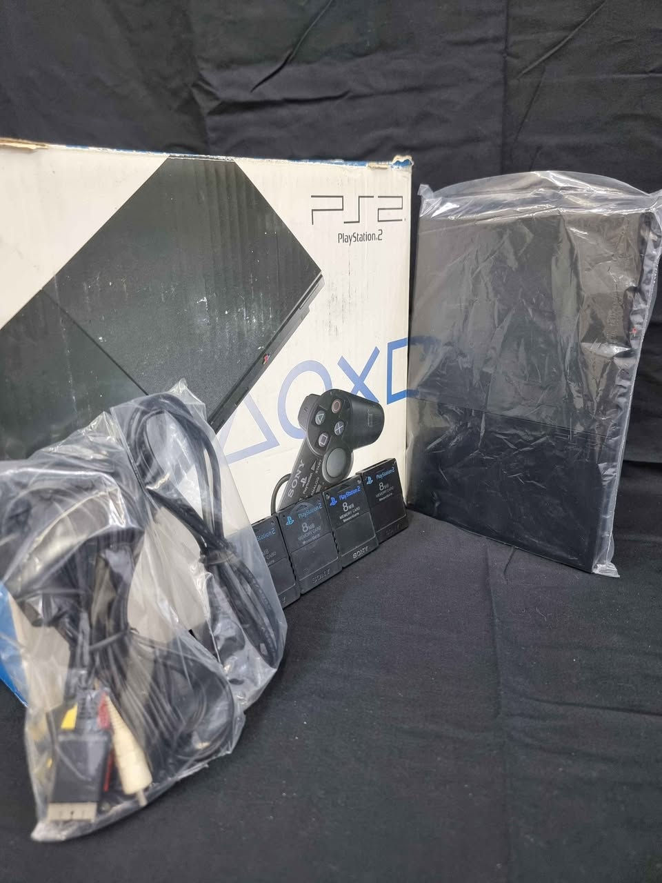 پلەیستەیشن ٢ بۆ فرۆشتن
هی دەستی خۆم بووە زۆر زۆر بە پاکی ماوەتەوە
کارتۆن و وایەر و میمۆری بیلادی خۆی لەگەڵ ماوە 
هیچ عەیبێکی نیە و بە شەرت ئەیفرۆشم
٤ میمۆری لەگەڵە
٣ سیدی ئۆرجیناڵی لەگەڵە
Teaken 5
Gta 3
Pirates of the cariben

گەیاندن هەیە
نرخ -   ١١٠   هەزار أربيل, العراق


**إذا كنت صاحب هذا الإعلان وتريد حذفه لأي سبب، رجاءا أرسل رسالة إلى الدعم الفني**