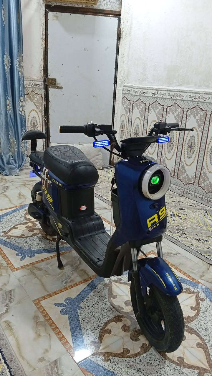 سلام عليكم دراجة ار تسعة دراجة نضيفة دراجة موديل أربعة وعشرين دراجة نضيفة  كهربائيات كلهة جدد كشن جديد  بطاريات نضيفة سرعة 99 مكاني بصرة قبلة اربع تلاف يم طب العدلي ***********.        سعر 350
