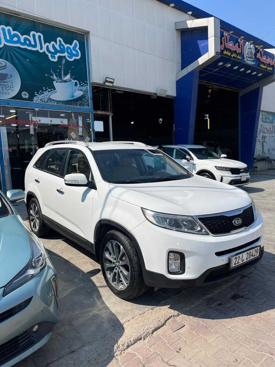 السلام عليكم سورنتو 2013 شكل 2014 وارد خليجي محرك 3500 سبعه راكب ثلاث قطع تبريد كامره حساسات مكفوله من الصبغ والتبديل شركه البخيت رقم أربيل بأسمي تحويل مباشر عداد المسافه 100الف حقيقي شرط الفحص السعر 187 مع المجال البسيط العنوان الانبار الفلوجه للاستفسار ***********
