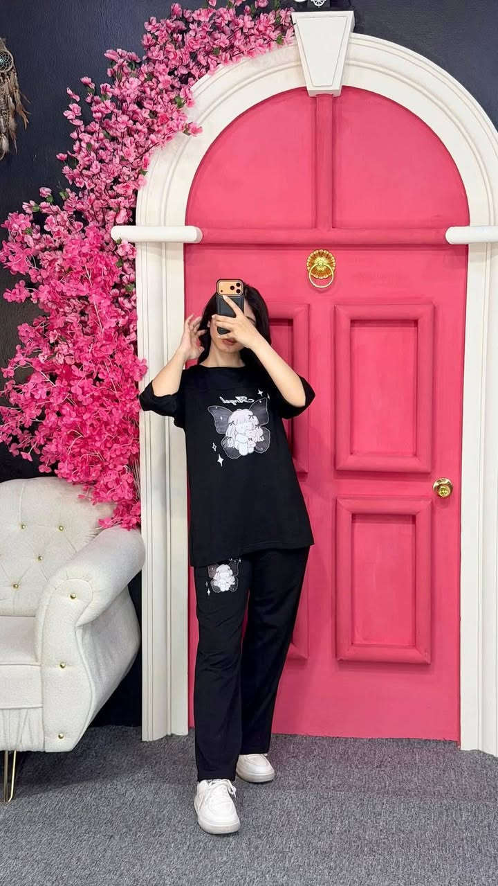 سوت نسائي
القياسات Lxl. XxL. 
السعر 15
توصيل داخل السماوه 2000


**إذا كنت صاحب هذا الإعلان وتريد حذفه لأي سبب، رجاءا أرسل رسالة إلى الدعم الفني**