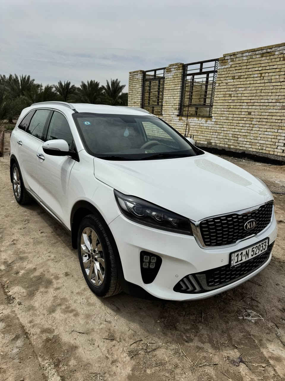 السلام عليكم 
سورنتو 
الموديل / 2020
الون / ابيض
الرقم / بغداد بأسمي 
ماشيه / 84000 اربعه وثمانيون الف 
مكان السياره / كربلاء 
السعر / 245 ورقه يعني شدتين وخمسه وربعون 
ضرر السياره / صبغ شبر الجاملغ الامامي الايمن + اقل الشبر بارد 
ومكفوله مكينه وكير وتخم تاير ( والسونار يحكم ) 
رقم الهاتف للتواصل / ***********
