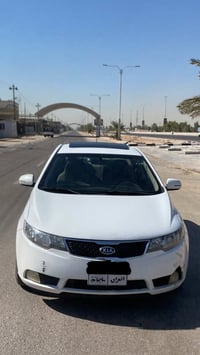 للبيع كيا سيراتو 2011 محرك 2000  نص مواصفات  فتحه  شفتات بل ستيرن  الس...