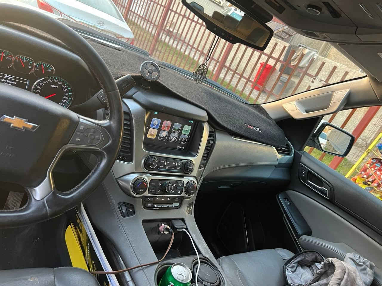 سلام عليكم تاهو موديل 2020 للبيع
مواصفات LT 
وارد امريكي بيها 3 قطع 
112 الف ماشيه 
اي استفسار ***********
