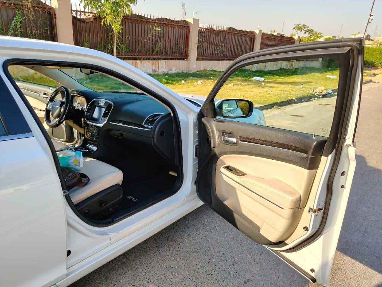 سلام عليكم
للبيع اوباما موديل. ١٥ كلين سياره جديده جدا  مال بيت ماشيه ١٢٧ حقيقي. سبير نازل مره  وحده مابيهه صبغ فقط بارد قليل.كلش ماشر علي بالصور. رقم اربيل الدولي الجديد السعر ٢٣٥ بيهه مجال  المكان بغداد حي العدل. اي ستفسار الاتصال ع رقم رجاءا مكلف بالنشر   
***********
