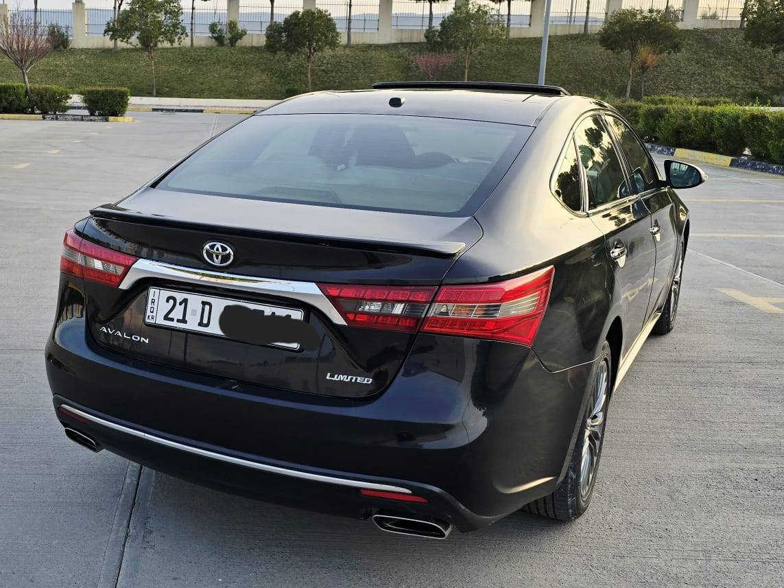 سلاو افلون ۲۰١٦رنگی رشی قتران سیاره مواسفاتی امریکی لمتیتی فول فوله قپات موا سفاته وه ک بویاخ ۵نج پارچه و پلکی هه یه بویاخی ئه مریکایه بس بی دعامو بی ناو گردن مکینه ی گیر نه کراوتوا سنیوی رقمی هه موی تازه یه بشرتی هه مو بیعبیک ایفروشم شوین سلیمانی سعر ۱٤٨ورقه و معمله ژم *********** السليمانية, العراق
