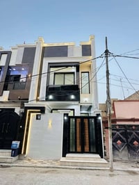 النجف حي السلام • دار 100م • 3 غرف