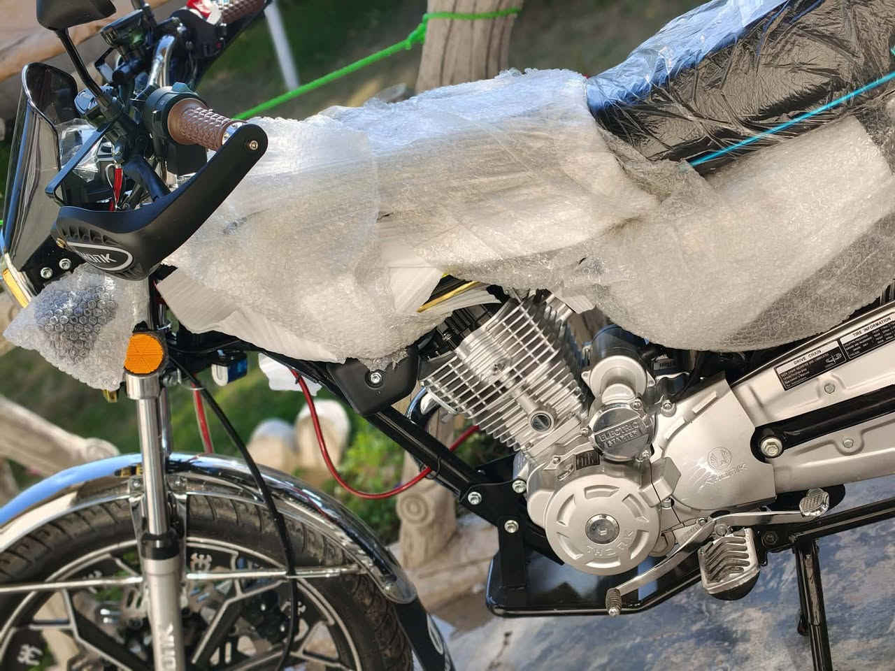 سلامو عليكم دراجه سونك موديل 2025 كلها بلادي صبانه ممضروبه محرك 200cc ونشاطه فوللل ومماشيه شي بعدها جديد
لوممتوازي ع بيعتها مابيع دراجه شوفت العين حيل نضيفه سعر 850 بيها مجال بسيط حك جيتك واذا مو شراي لاتعبني 
***********
***********
سلامو عليكم دراجه سونك موديل 2025 كلها بلادي صبانه ممضروبه محرك 200cc ونشاطه فوللل ومماشيه شي بعدها جديد
