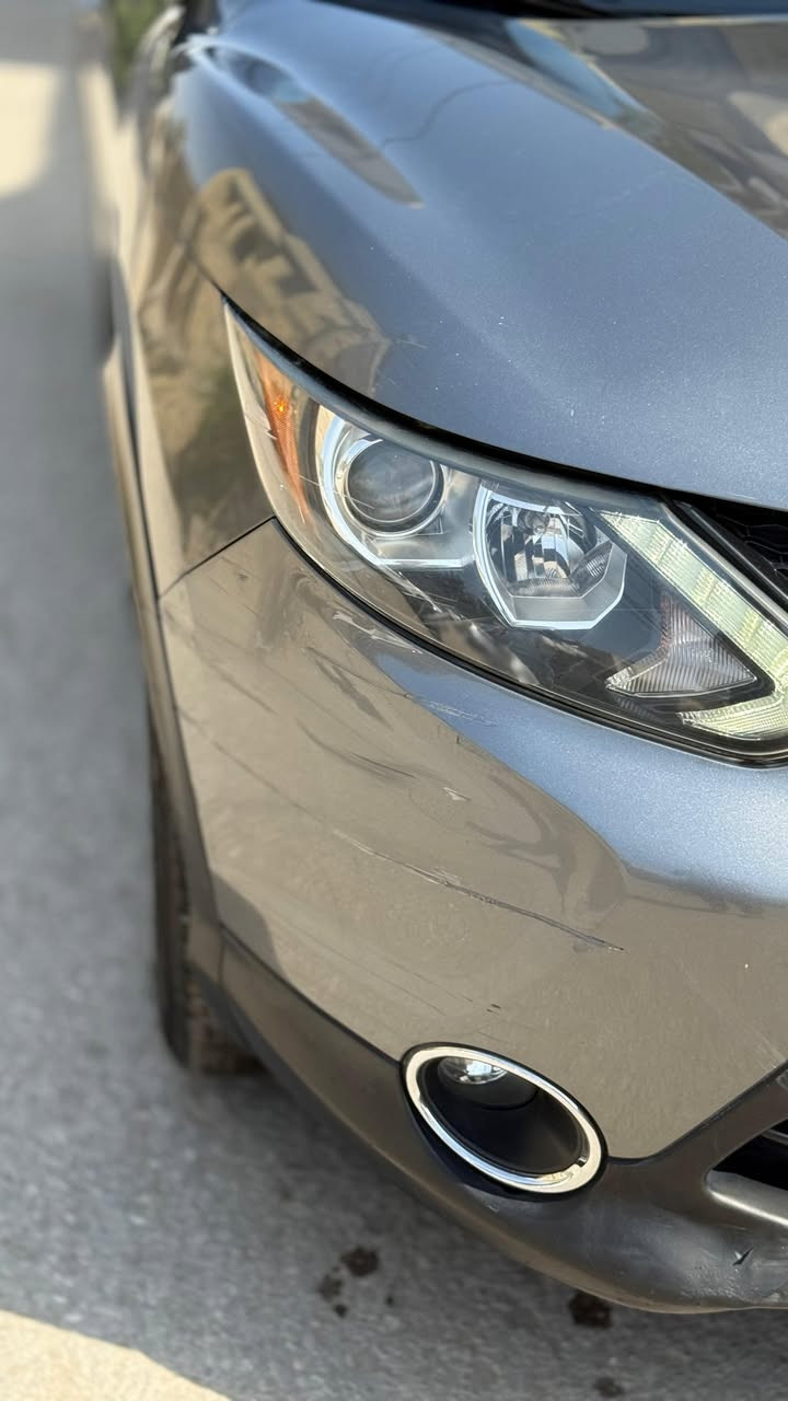 السلام عليكم
نيسان روج ٢٠١٧
داخله زيرو بدون ضرر 
بيها بارد بسيط موضح بالفيديو والصور وبعض الشخوط
ماشية ٧٠ الف كيلو 
او ٤٣ الف ميل تقريبا
فول فتحة سقف 
بصمة ابواب وتشغيل عن بعد
كشنين تدفئة وستيرن تدفئة
مانع انزلاق 
٤سلندر مكينة ٢٠٠٠
كامرة خلفية 
اشاير بالمري 
ورقم بغداد انكليزي وبأسمي 
تخم تاير جديد قبل ٣ أشهر شديته امريكي وصيانه كاملة من دسكات وحدادية .
مكان السياره كربلاء المقدسة 
السعر ١٥٠ $مع المجال 
للاستفسار اكثر او المراسلة واتساب
***********
***********
