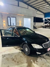 اس ٥٥٠ • V8 • خليجي