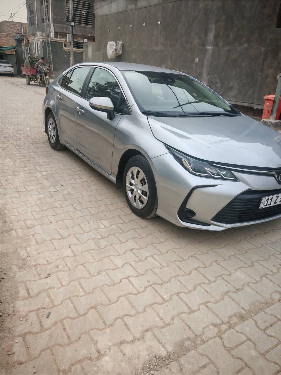 كورولا للبيع ٢٠٢٢ ياباني بانزين اصل بيها صبغ بالصفحه ماشيه ١٠٧ رقم بغداد خليجي سياره نظيفه حيل السعر ١٣٥ مجال قليل رقم التليفون *********** او*********** عصام  تحياتي للجميع
