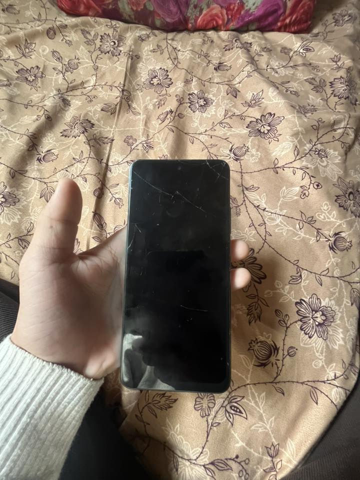 جهاز البيع جهاز ماكلكم نضيف كلش 80‎%‎ الذاكره 128 بل بوبيجي 60 فريم السعر 90 وبي مجال  هاذه الرقم بي واساب***********
