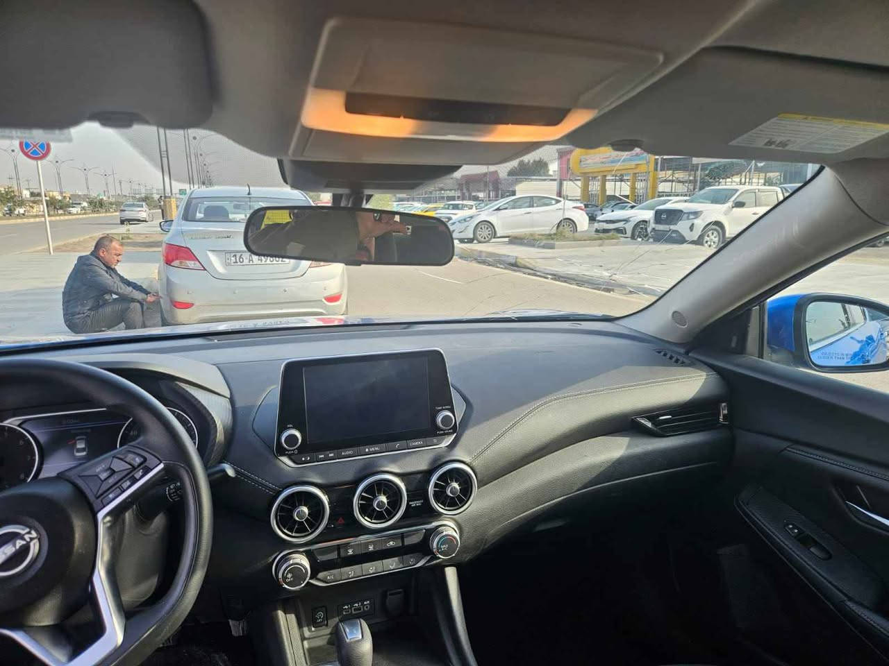 السلام عليكم
للبيع فقط 
نيسان سنترا موديل 2024
ماشية 27 كيلوا حقيقي
سيارة مواصفات الSV ماعدا الفتحة 
سيارة حرة تترقم اي محافظة 
مكان السيارة حاليا بلناصرية 
الشراي يتصل واتس اب ويدلل السعر 140 وبيها مجال حك الجية  
للمعلومة بيها صبغ جاملغ وبنيد الي يريد صور حادث يراسلني ويدلل
 السيارة باسمي تحويل ثاني يوم 
*********** Colombo, Sri Lanka
